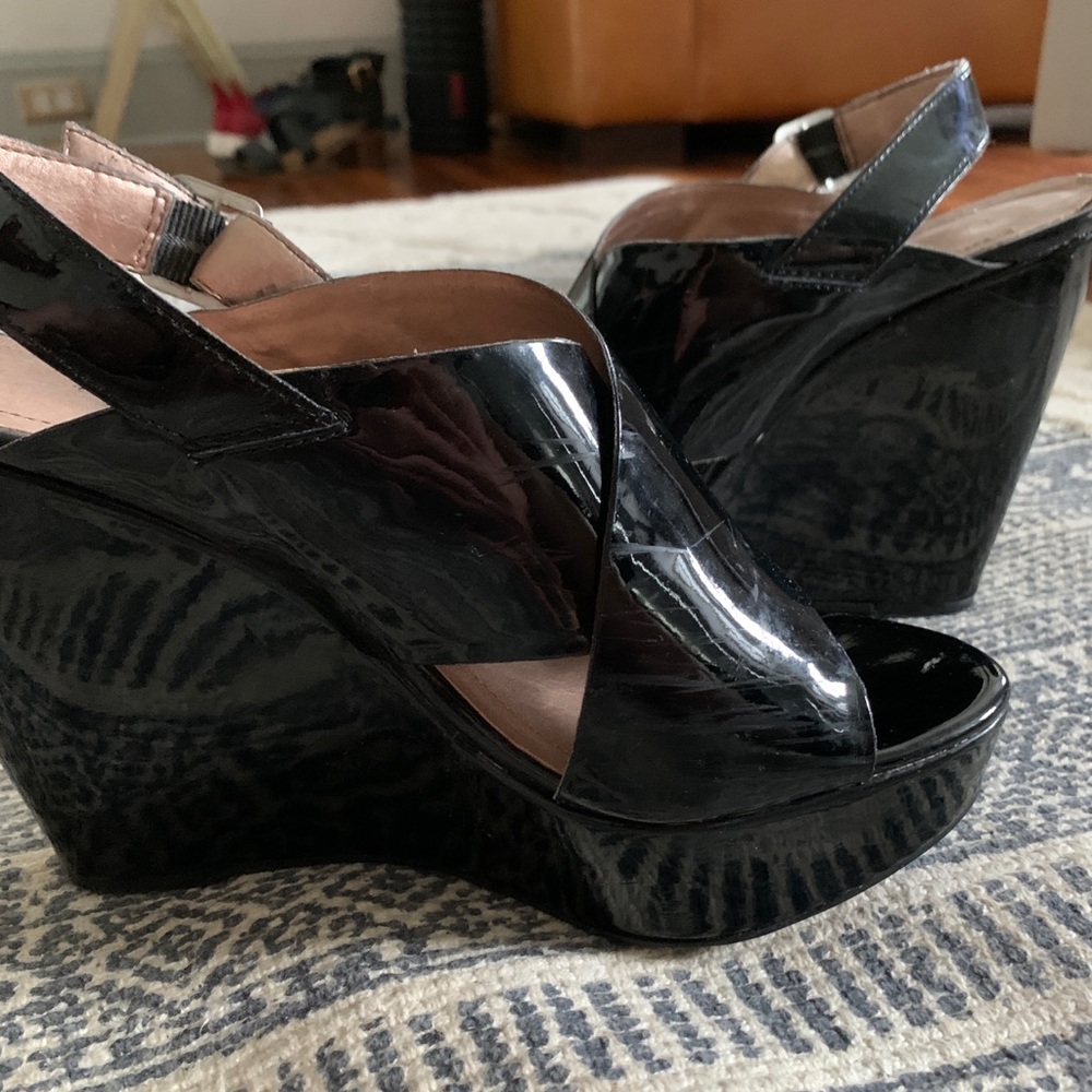 BCBG Generation Black Pleather Wedges - Sz 9.5